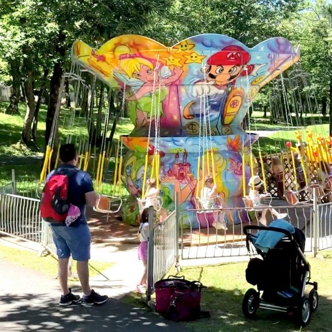 Attraction chaises volantes enfants